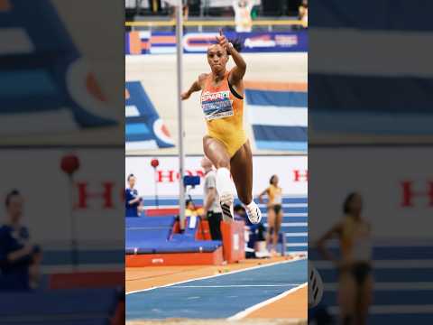 Ana Peleteiro-Compaoré is chasing her second European indoor triple jump title. 😤 #Apeldoorn2025